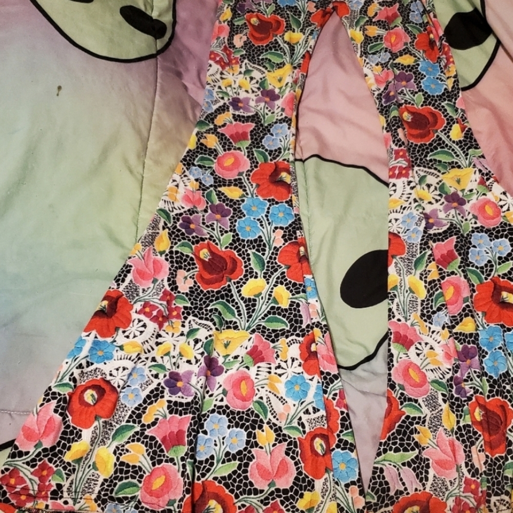 Jades London floral bell bottom flares - Picture 5 of 10